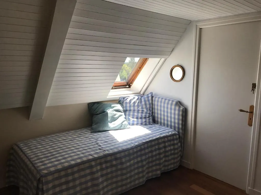 Bed & Breakfast Chambres D'Hotes Maison De Charme A Tregastel